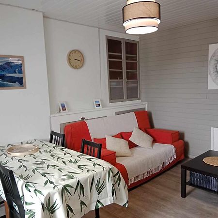 Charmant Appartement Au Centre De Bagnères-de-Bigorre Exteriör bild