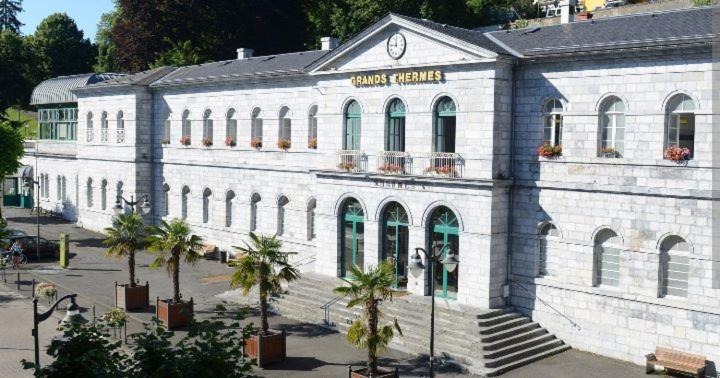 Charmant Appartement Au Centre De Bagnères-de-Bigorre Exteriör bild